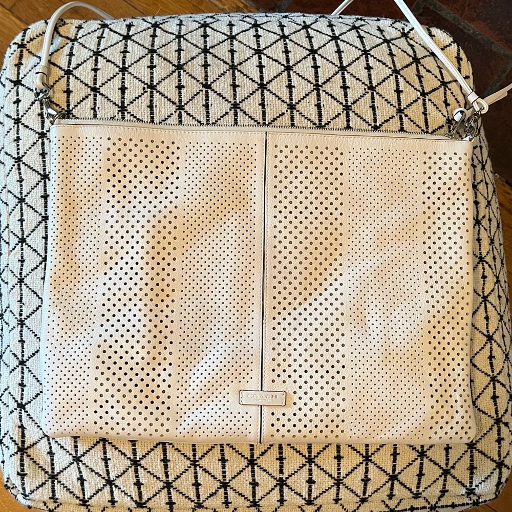 Vintage Coach White Leather Off-White Purse